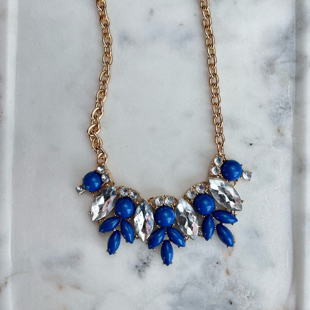 Chicos NWOT Blue and gold necklace.